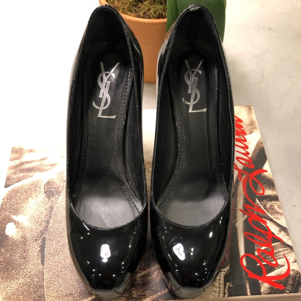 Yves Saint Laurent Tribute Too Platform Pumps